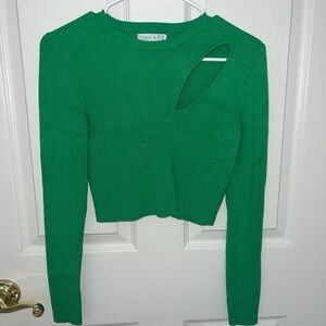 Long sleeve green shirt with cut out